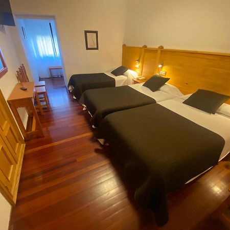 Hotel La Rambla Biescas  Eksteriør billede