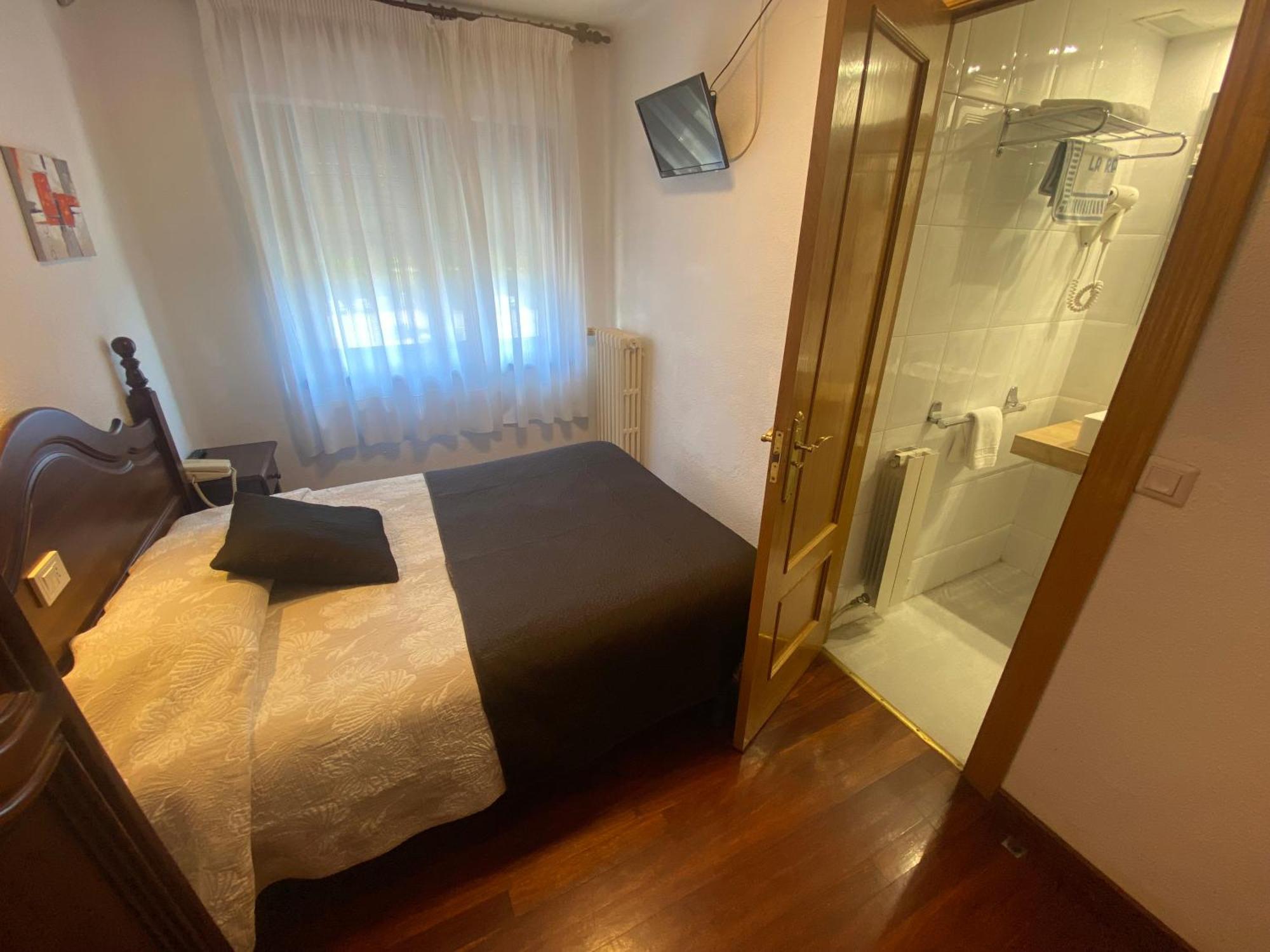 Hotel La Rambla Biescas  Eksteriør billede
