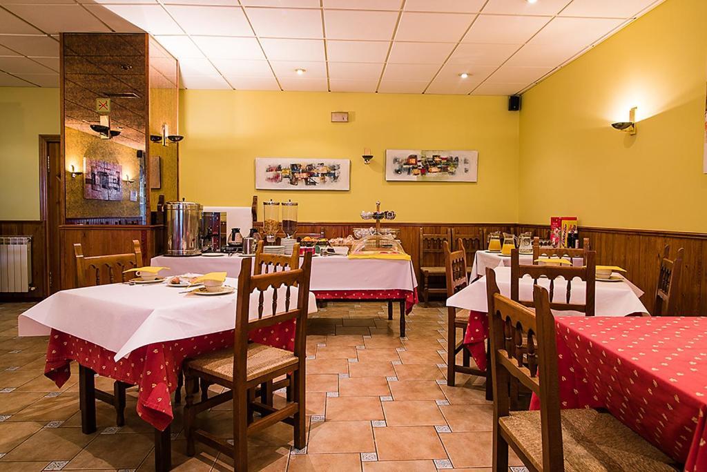 Hotel La Rambla Biescas  Eksteriør billede