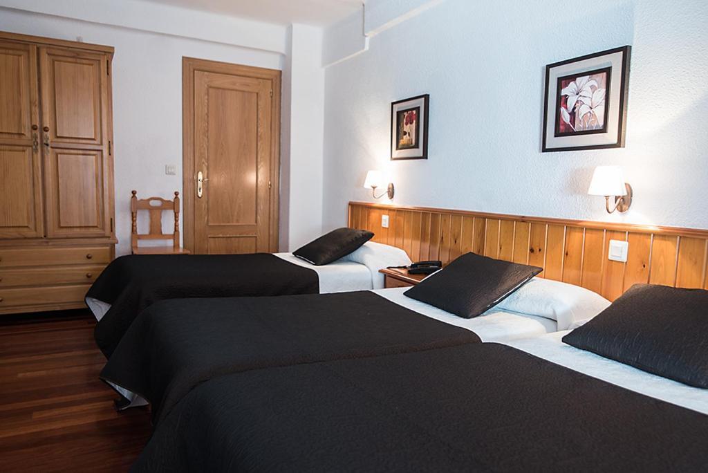 Hotel La Rambla Biescas  Eksteriør billede