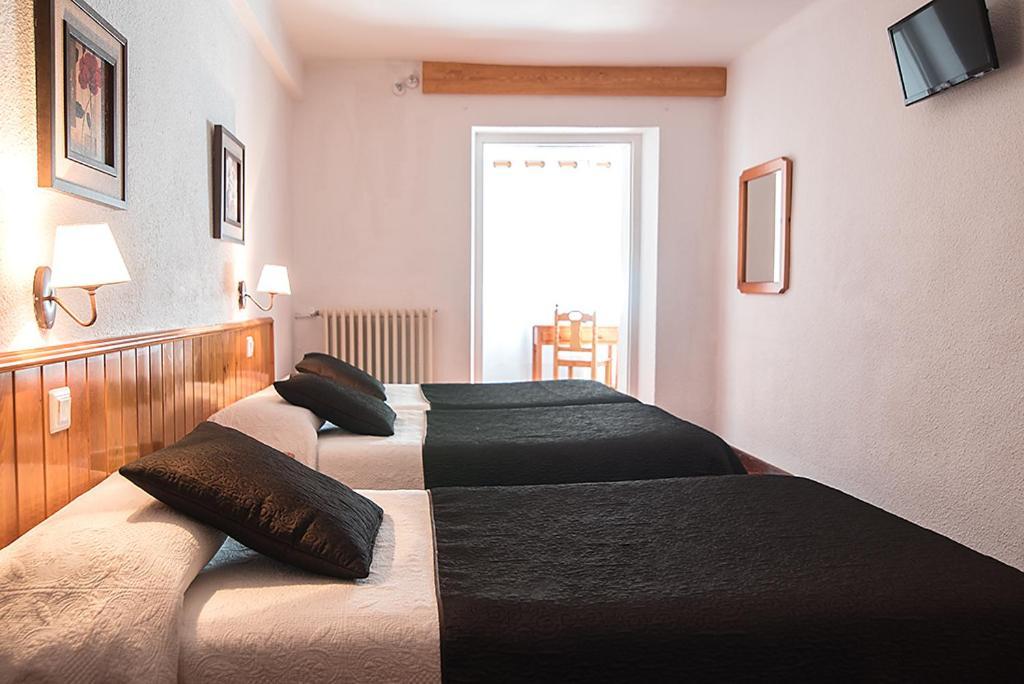 Hotel La Rambla Biescas  Eksteriør billede