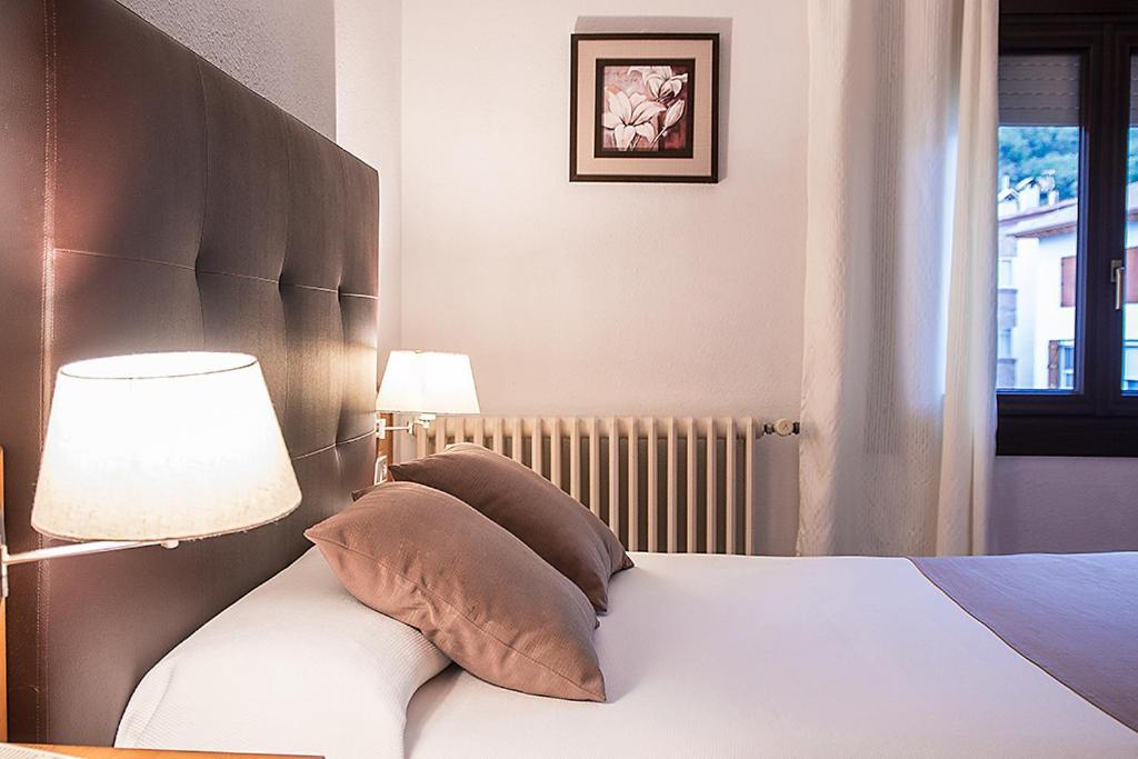 Hotel La Rambla Biescas  Eksteriør billede